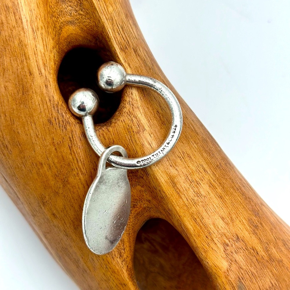 Vintage 2001 Sterling Silver “Return To Tiffany & Co.” Screwball Key Ring - Picture 6 of 10